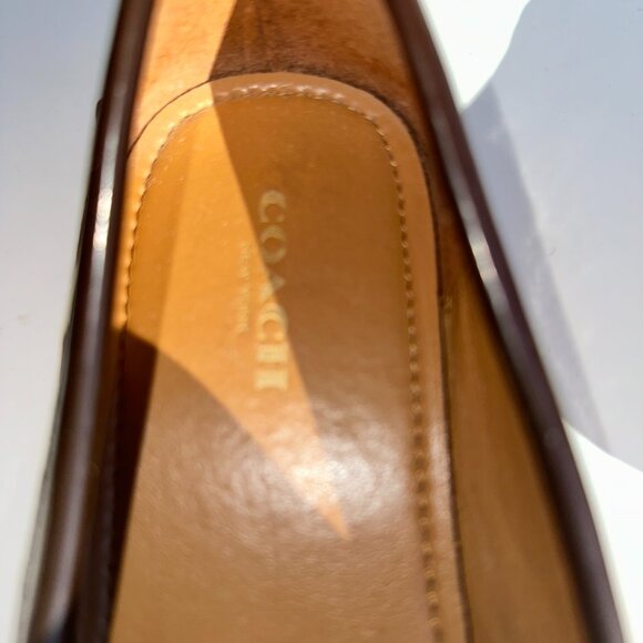 #2703 COACH PRINT LOAFER 8 ½ M TAN & PRINT - Picture 2 of 9